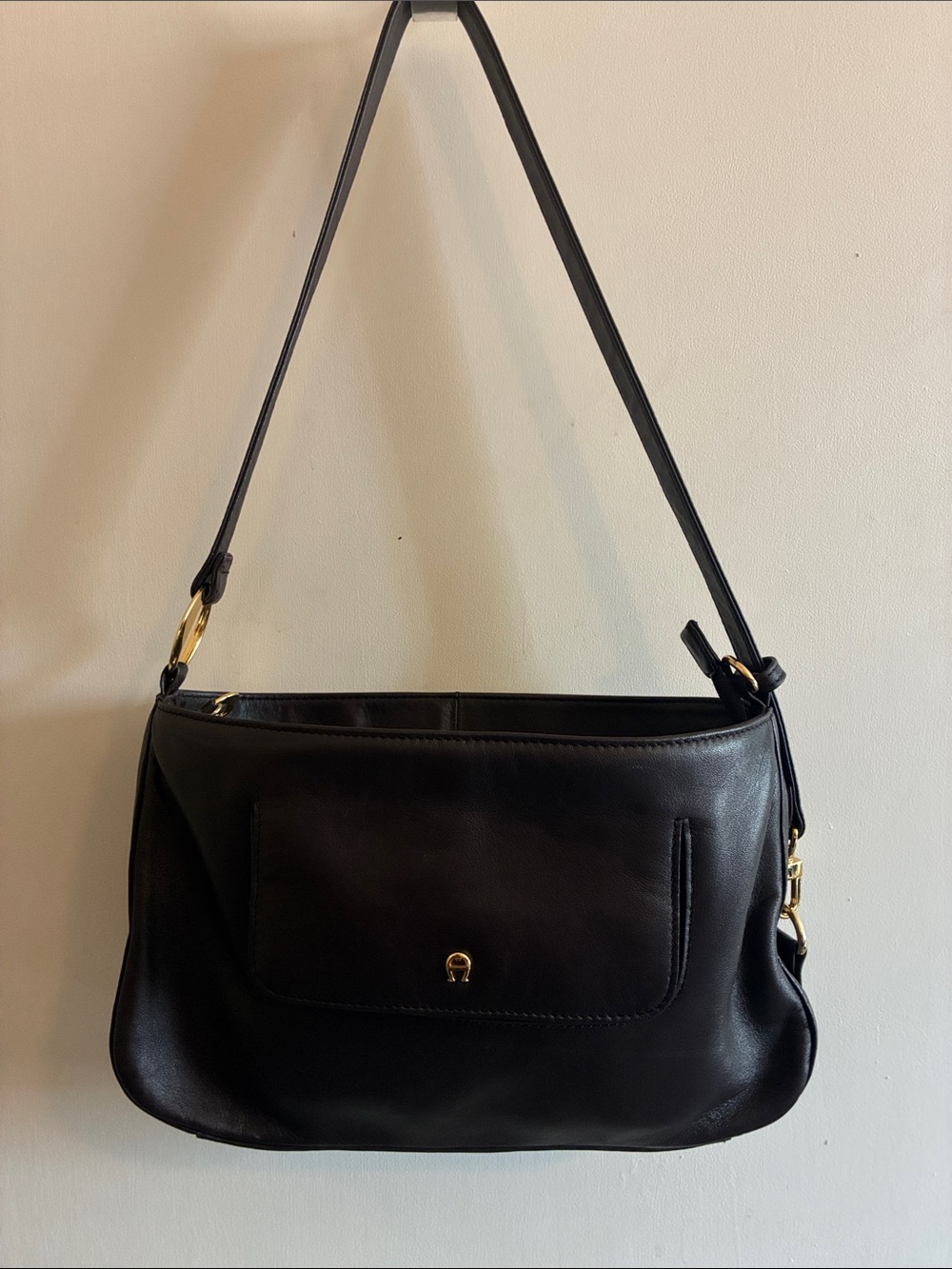 Etienne Aigner Vintage Oxblood/Gold Burgundy Rich Leather Shoulder Bag 9x7x3”
